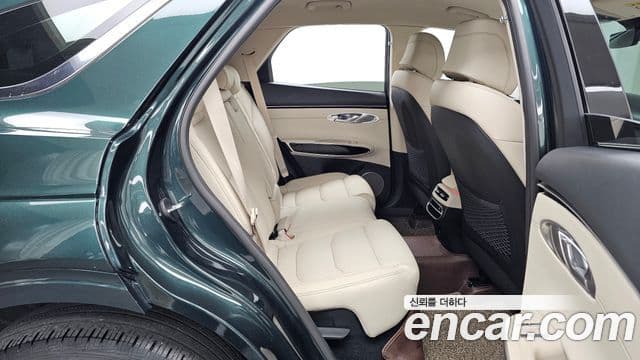 Genesis GV70 2021 — Şəkil 15/20