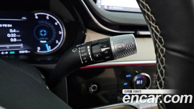 Genesis GV70 2021 — Şəkil 8/20