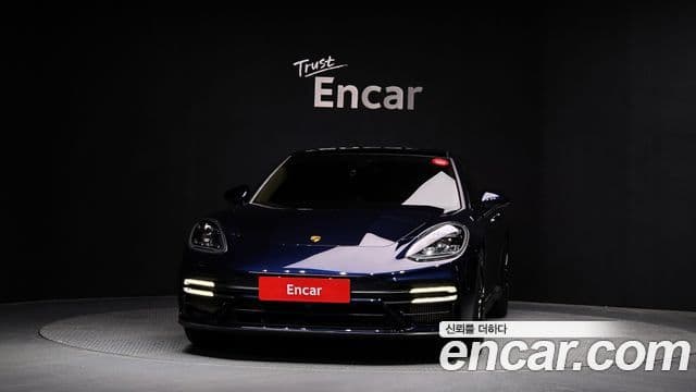 Porsche Panamera 2021 — Photo 5/20