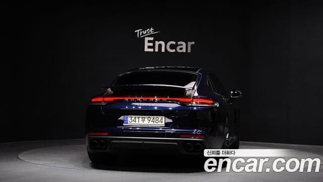 Porsche Panamera 2021 — Photo 17/20