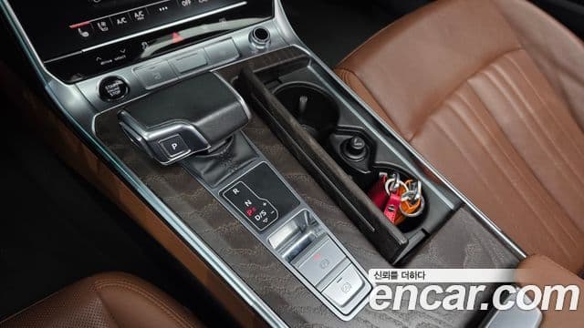 Audi A6 2022 — ფოტო 9/20
