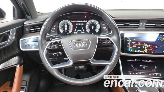Audi A6 2022 — ფოტო 13/20