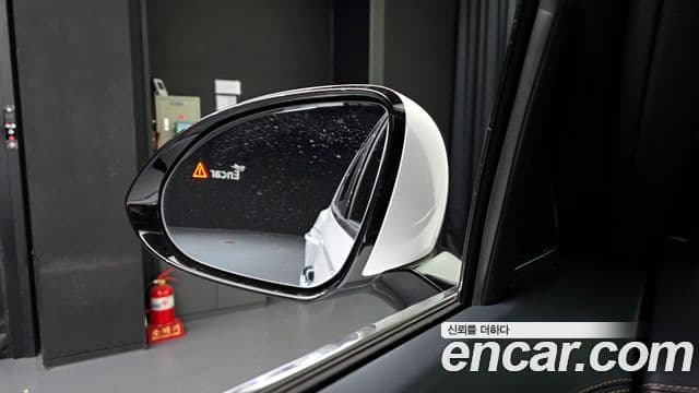 Genesis GV70 2021 — Photo 13/20