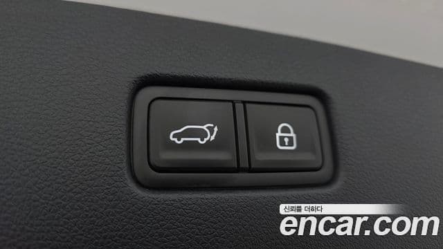 Genesis GV70 2021 — Photo 7/20