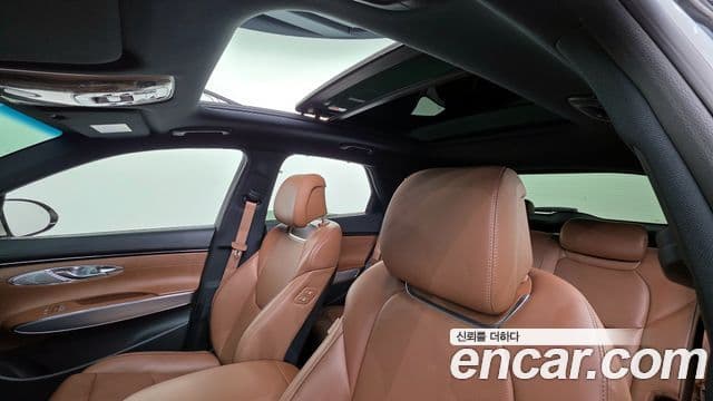 Genesis GV70 2021 — Photo 11/20