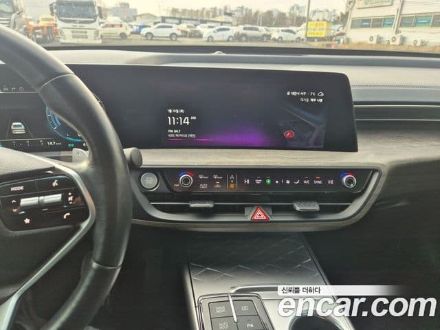 Kia K8 2023 — ფოტო 8/13