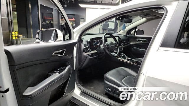Kia Sportage 2021 — ფოტო 10/20