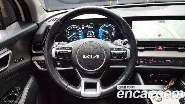 Kia Sportage 2021 — ფოტო 13/20