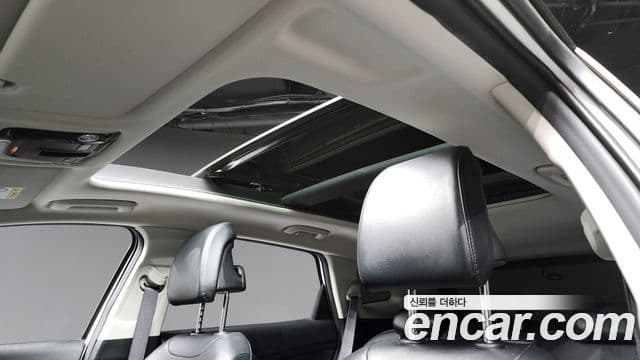 Kia Sportage 2021 — ფოტო 19/20
