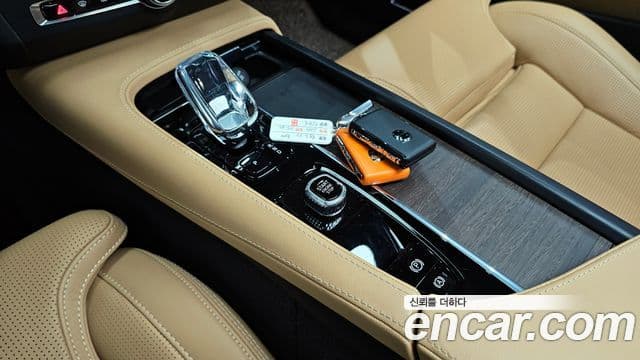 Volvo S90 2023 — Şəkil 9/20