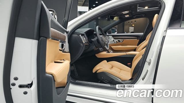Volvo S90 2023 — Şəkil 10/20