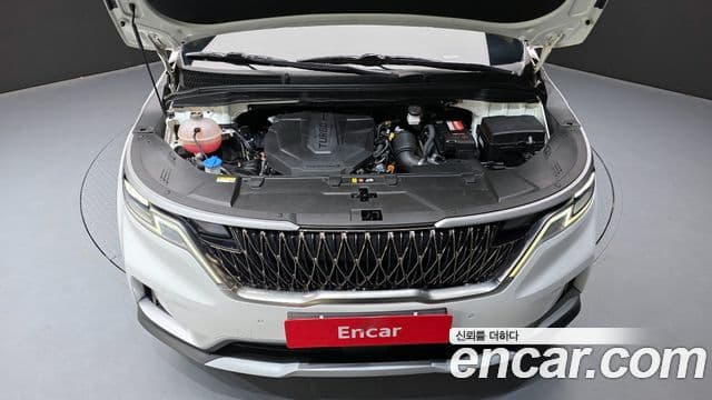 Kia Carnival 2023 — Фото 6/20