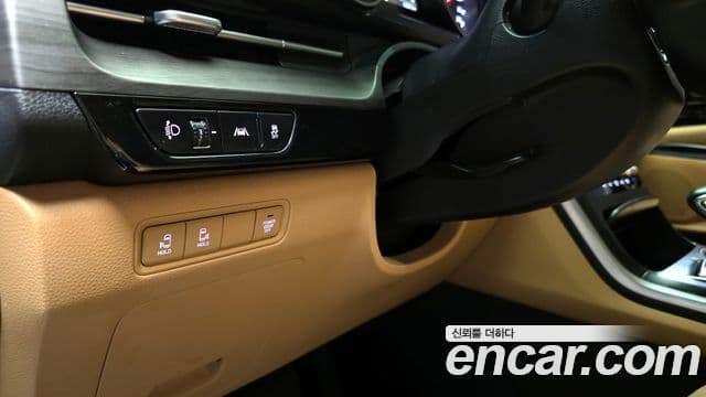 Kia Carnival 2023 — Фото 14/20