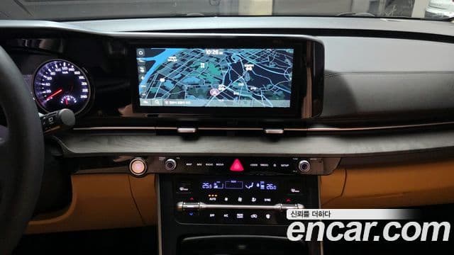 Kia Carnival 2023 — Фото 19/20