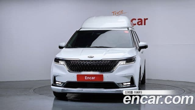 Kia Carnival 2021 — ფოტო 2/20