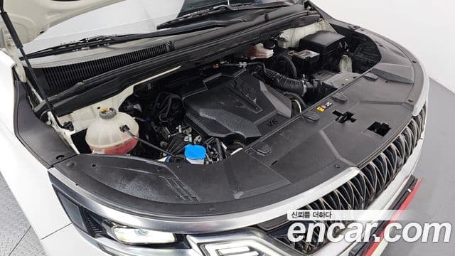 Kia Carnival 2021 — ფოტო 5/20