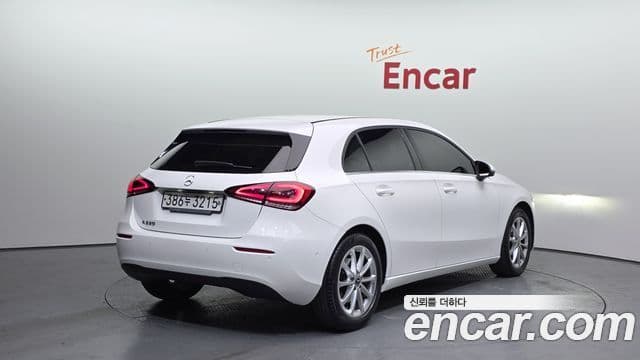 Mercedes-Benz A-Class 2019 — Şəkil 6/20
