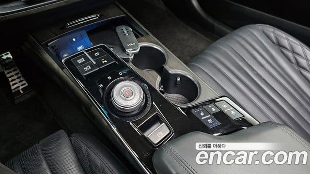 Kia K8 2022 — Şəkil 7/20