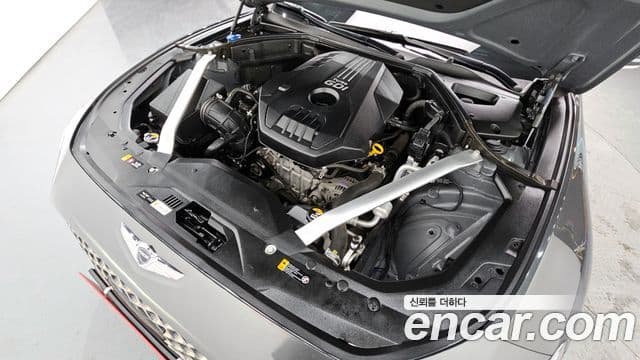 Genesis G70 2020 — Photo 15/20
