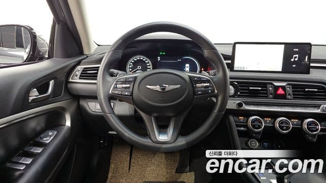 Genesis G70 2020 — Photo 3/20