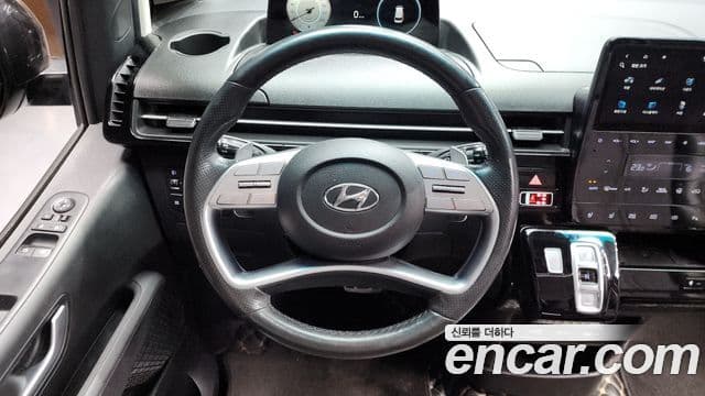 Hyundai Staria 2021 — Фото 13/20