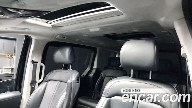 Hyundai Staria 2021 — Фото 18/20