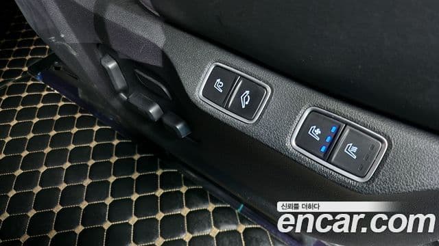 Hyundai Staria 2021 — Фото 19/20