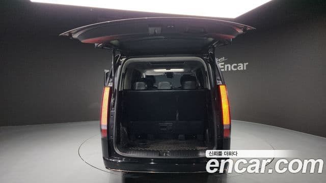 Hyundai Staria 2021 — Фото 20/20
