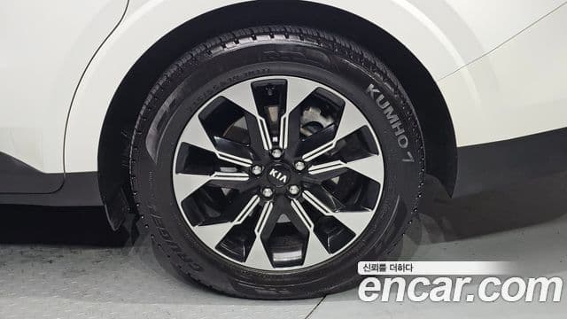 Kia Carnival 2020 — ფოტო 5/20