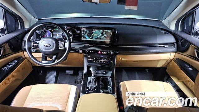 Kia Carnival 2020 — ფოტო 7/20