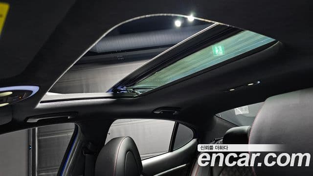 Genesis G70 2018 — ფოტო 9/20