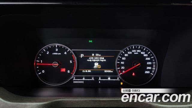 Kia Sorento 2022 — ფოტო 6/20