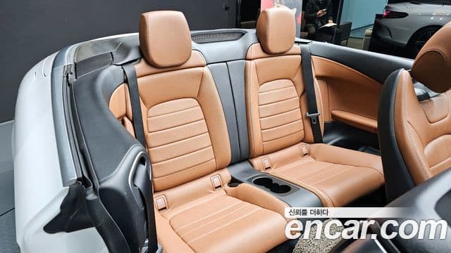 Mercedes-Benz C-Class 2019 — фото 12 из 20
