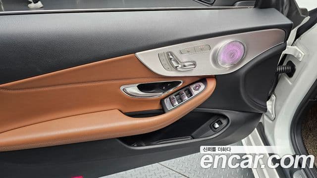 Mercedes-Benz C-Class 2019 — фото 14 из 20