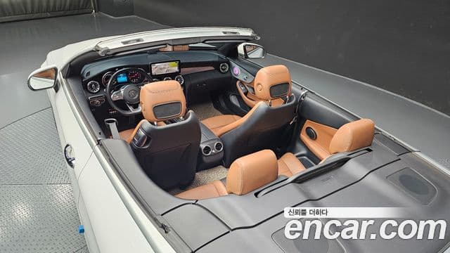 Mercedes-Benz C-Class 2019 — Şəkil 18/20