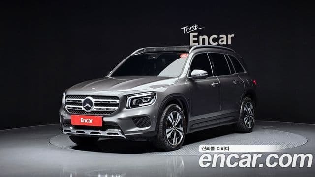 Mercedes-Benz GLB-Class 2021 — Şəkil 19/20