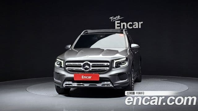 Mercedes-Benz GLB-Class 2021 — Şəkil 12/20