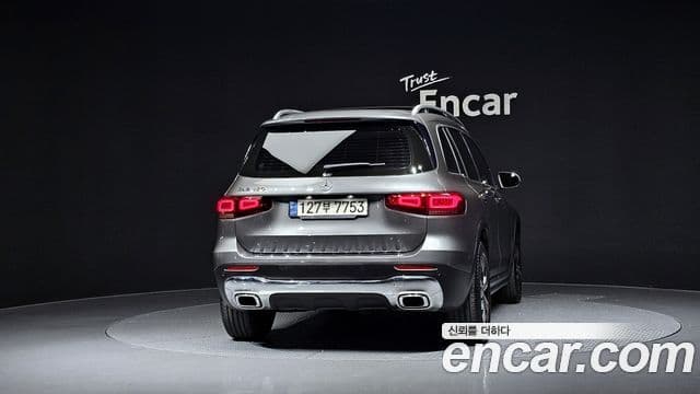 Mercedes-Benz GLB-Class 2021 — Şəkil 5/20