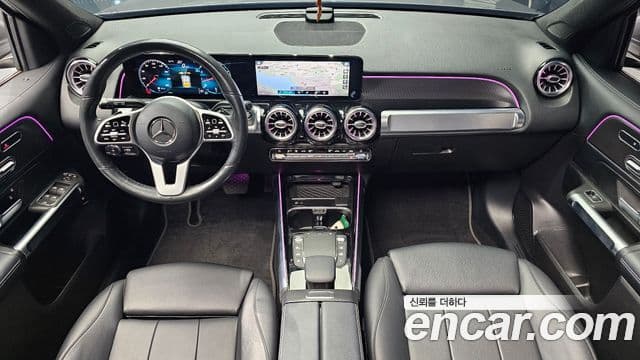 Mercedes-Benz GLB-Class 2021 — Şəkil 9/20