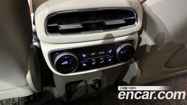 Genesis GV80 2021 — Photo 3/20