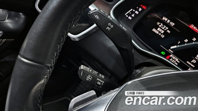 Audi A7 2022 — ფოტო 18/20