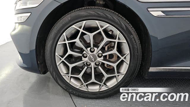 Genesis Electrified G80 2021 — ფოტო 4/20