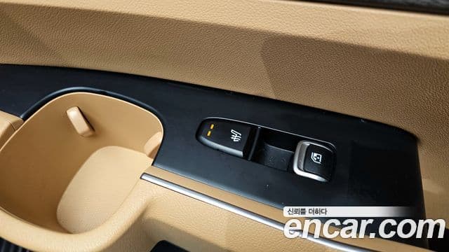 Kia Sorento 2020 — ფოტო 19/20