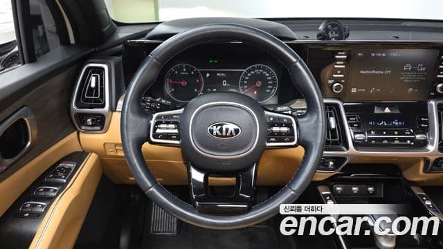 Kia Sorento 2020 — Şəkil 14/20