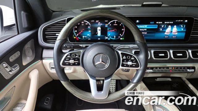 Mercedes-Benz GLS-Class 2022 — ფოტო 13/20