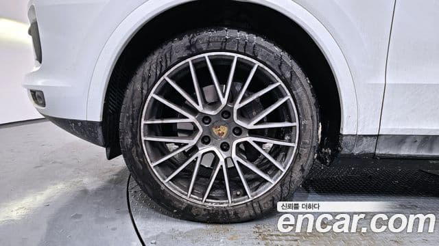 Porsche Cayenne 2020 — Şəkil 5/20