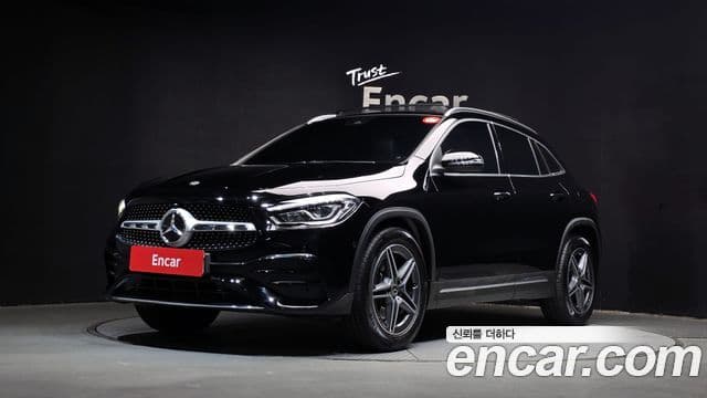 Mercedes-Benz GLA-Class 2020 — Şəkil 1/19