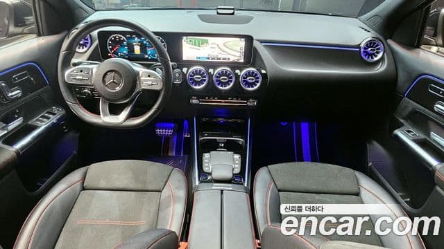 Mercedes-Benz GLA-Class 2020 — Şəkil 7/19