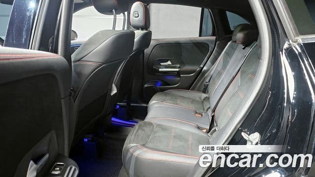Mercedes-Benz GLA-Class 2020 — Şəkil 13/19