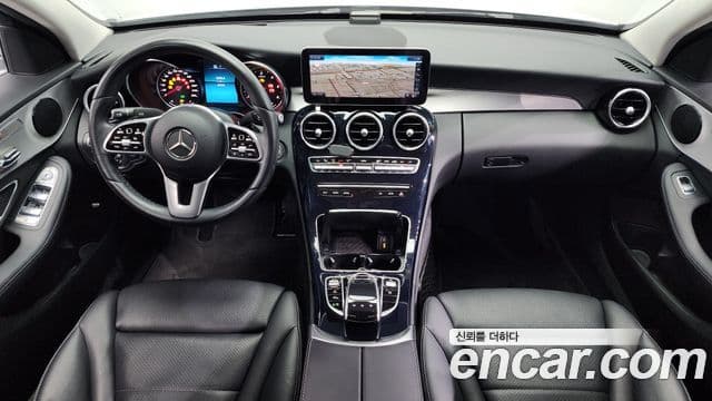 Mercedes-Benz C-Class 2020 — ფოტო 7/20